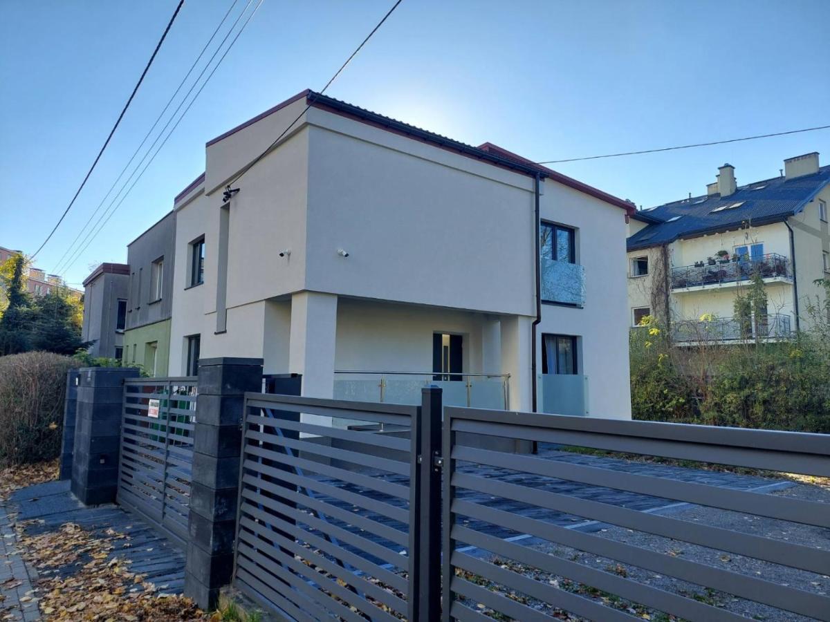 Bmh Apartments Жешов Екстериор снимка